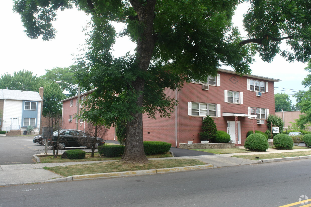 2 Bedroom Apartments In Linden Nj