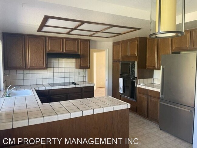 Foto del edificio - 3 br, 2.5 bath House - 5328 Sunny Orchard ...