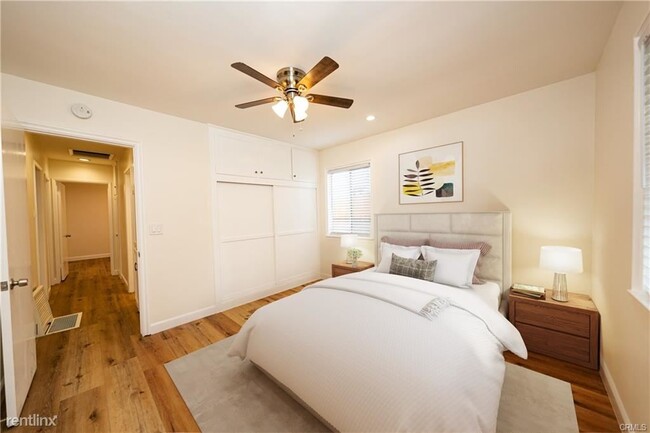 Building Photo - 3 br, 2.5 bath House - 15422 Florwood Ave