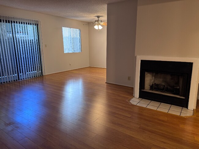 Foto del edificio - 430 E San Jose Ave