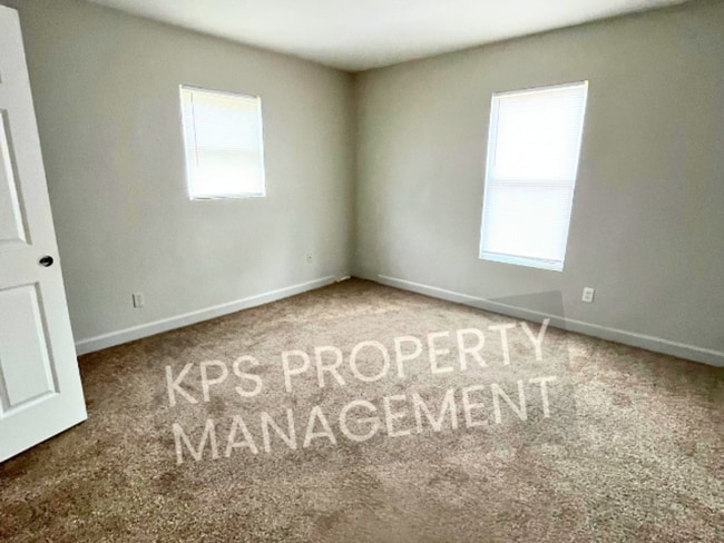 Foto del edificio - 665 S Kansas St