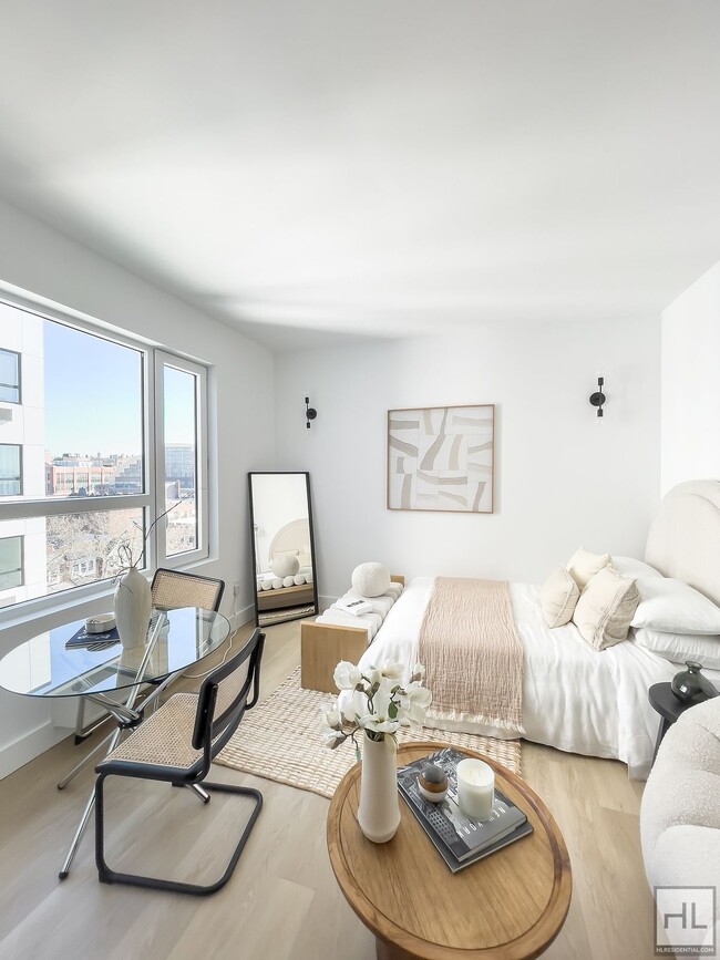 Foto del edificio - Crown Heights / Sunlit Studio 1-Bath / New...