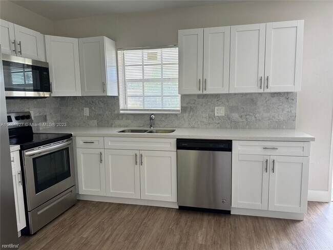 Foto del edificio - 3 br, 2 bath House - 3225 Garfield St