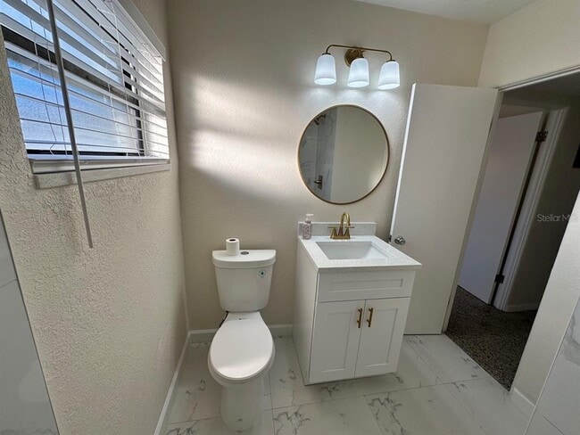 Foto del edificio - 5618 Aileen Dr