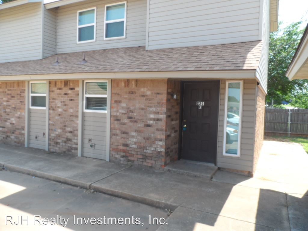 221 Bull Run St, Norman, OK 73071 Apartment for Rent in Norman, OK