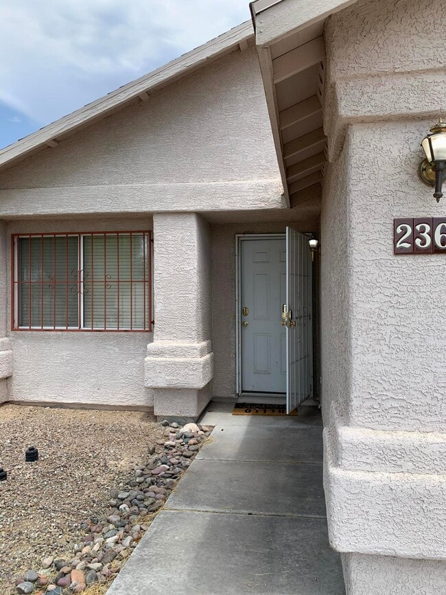 Building Photo - 2367 S St Pablo Dr