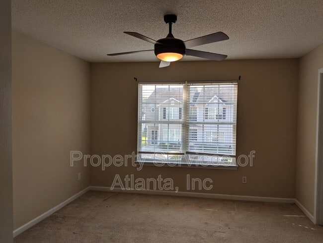 Building Photo - 2265 Nicole Dr