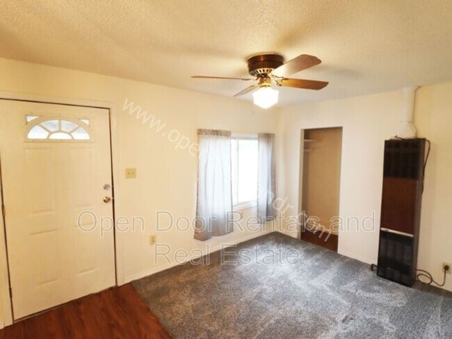 Foto del edificio - 512 N Indiana Ave