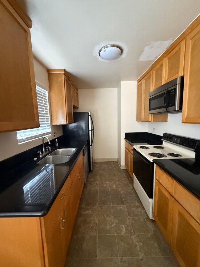 Foto del edificio - 4857 College Ave