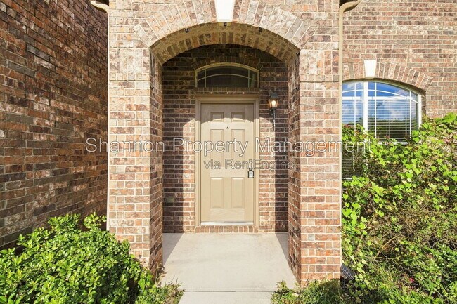 Foto del edificio - 18810 Lantern Cove Ln