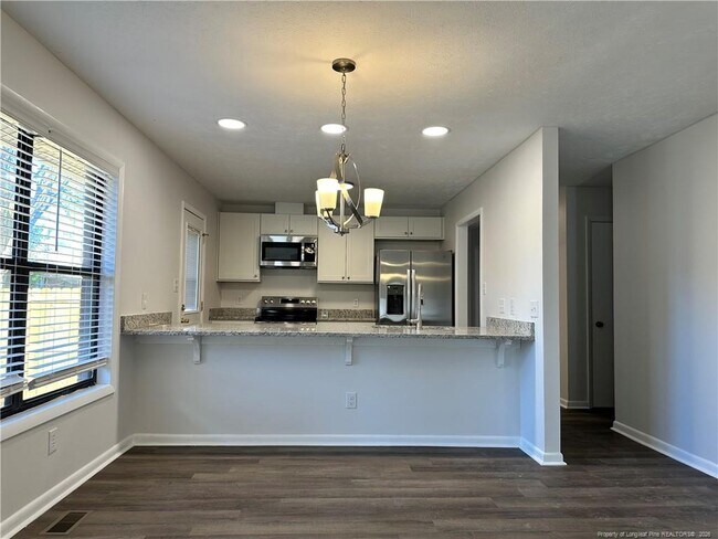 Foto del edificio - 4610 Ile Ct