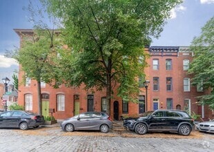 Building Photo - 732 S Bond St