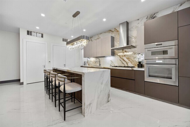 Foto del edificio - 1711 Allen Pkwy