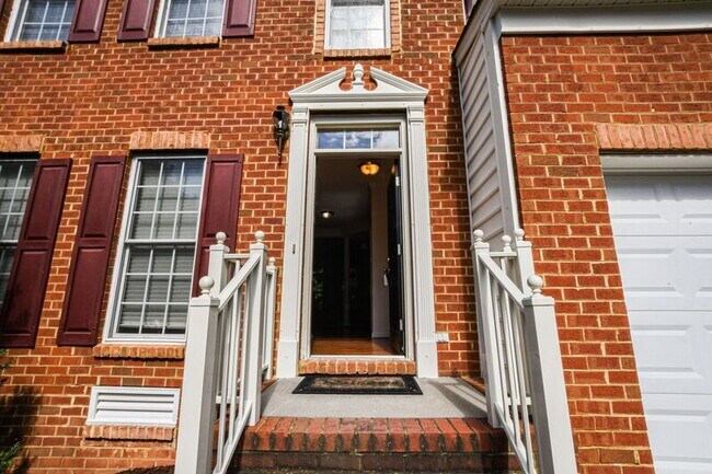 Building Photo - 14212 Jeffries Pl