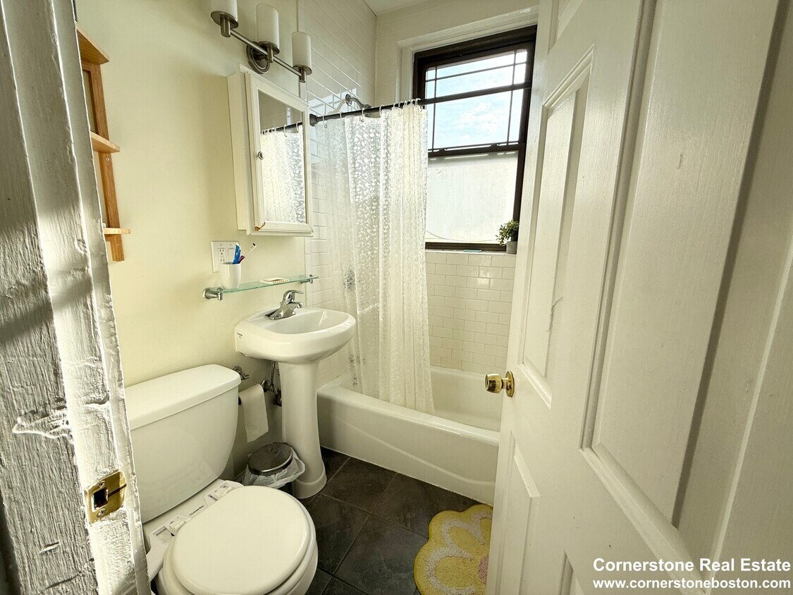 Building Photo - 1455 Tremont St