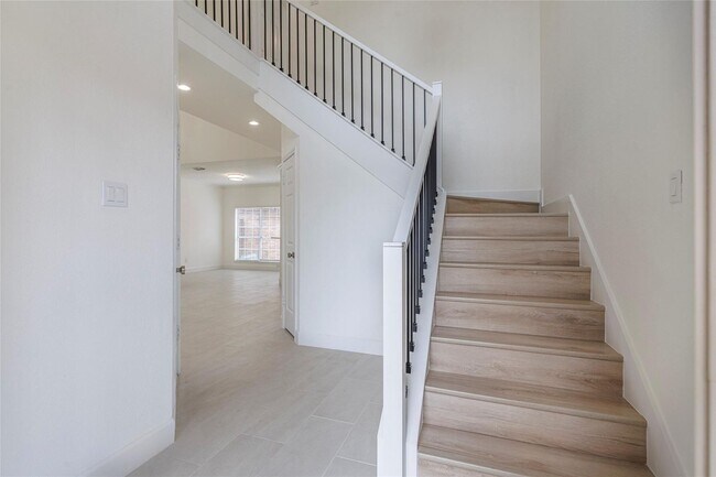 Foto del edificio - COMING SOON IN EULESS!