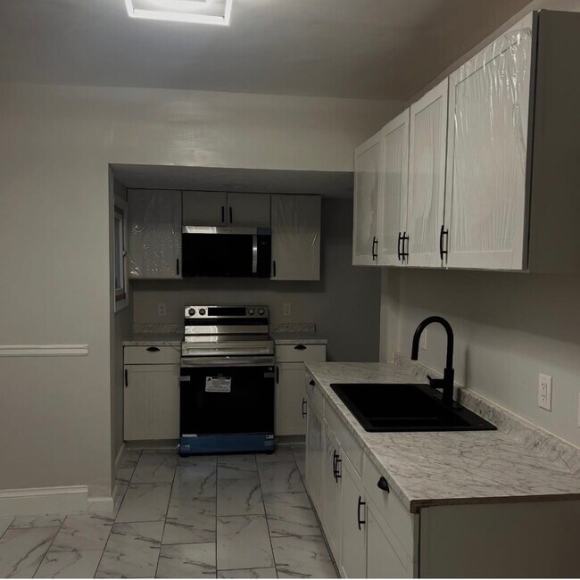 Foto del edificio - 2114 W 85th St