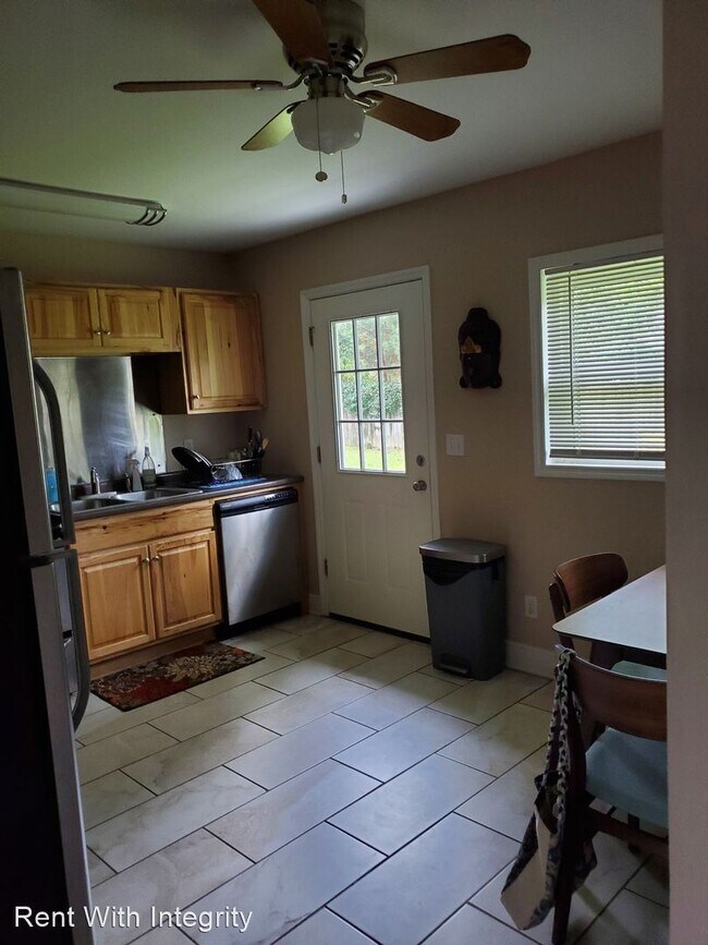 Foto del edificio - 2 br, 1 bath House - 2987 Mise Lane