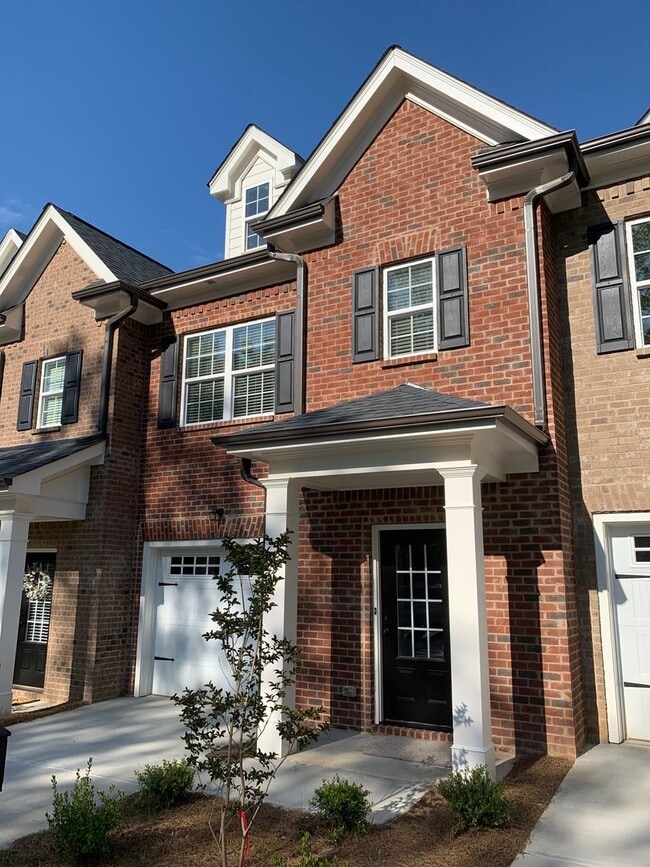 Photo - 3 Bedrooms 2.5 Baths  Condo in Downtown Watkinsville!