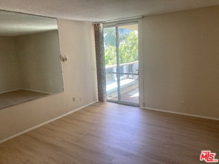 Building Photo - 1025 Kings Rd