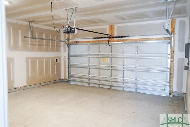 Building Photo - 152 Kraft Kove