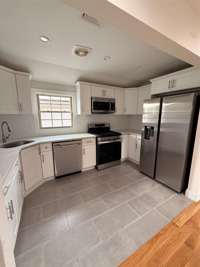 Foto del edificio - 239-38 148th Rd