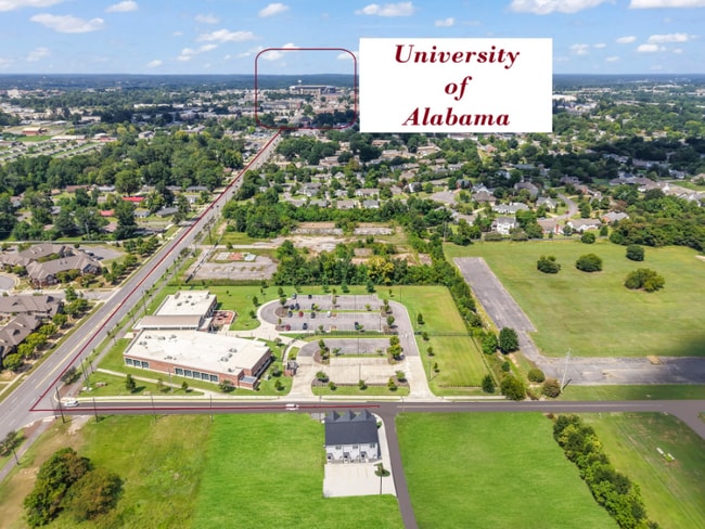 Photo - 901 27th St House