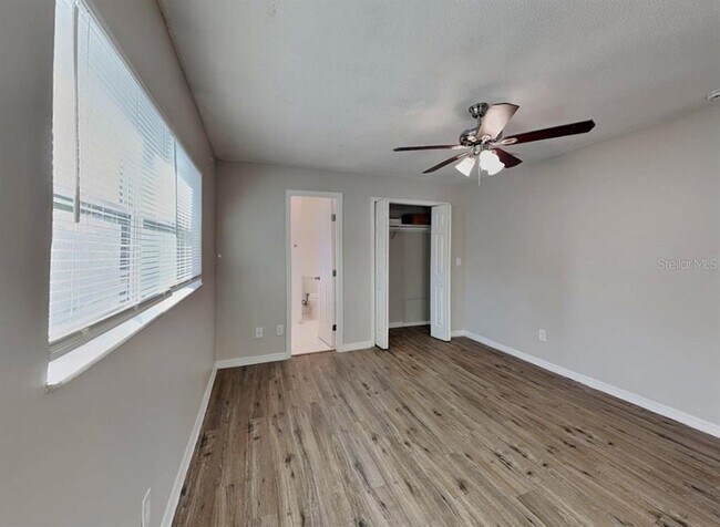 Foto del edificio - 4389 Signal Hill Rd