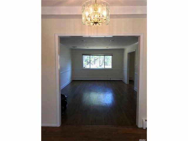 Foto del edificio - 326 Split Rock Rd
