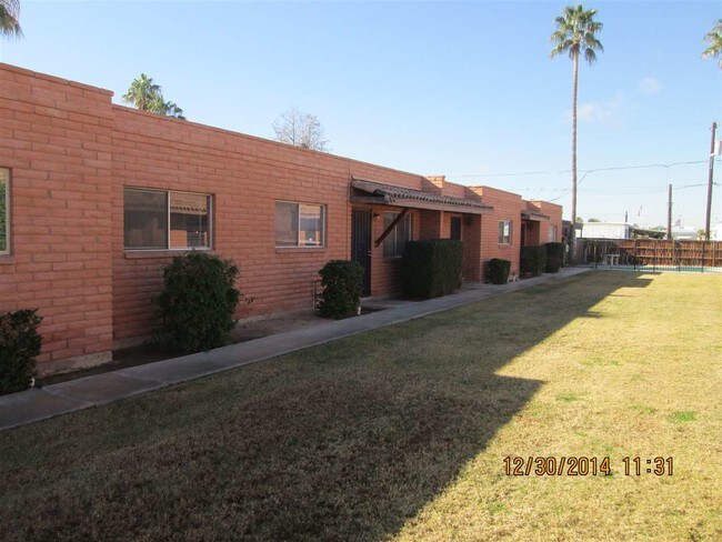 Building Photo - 2864 S 1st Ave