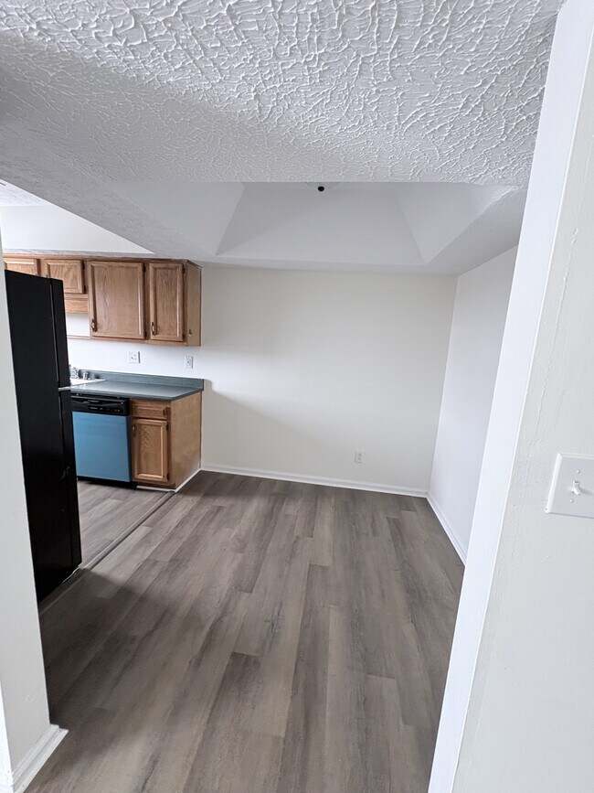 Foto del edificio - 122 Karen Ct