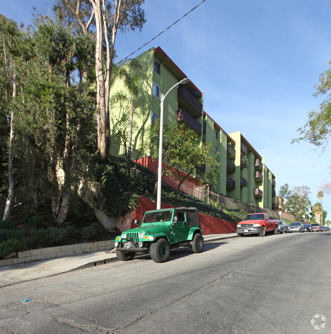 Foto del edificio - Silverlake Village