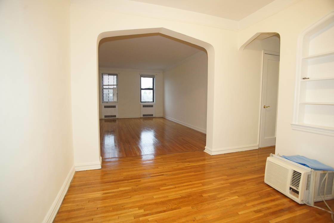 Primary Photo - 1440 Ocean Pkwy