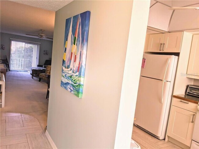 Foto del edificio - 3668 Lake Bayshore Dr