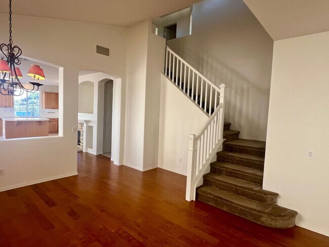 Foto del edificio - Aviara 4 BD, 3BA in gated community