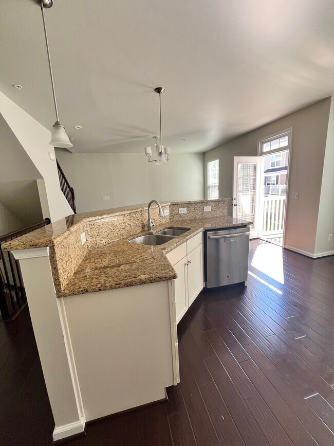 Building Photo - 25241 Orchard View Ter