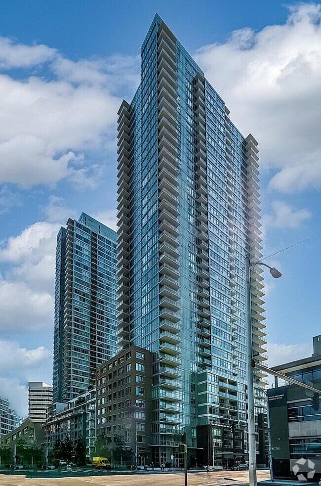 Building Photo - 583 Battery St