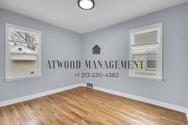 Building Photo - This beautifully updated 3-bedroom, 1-bath single-family home is ready for move-in!
