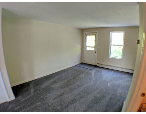 Building Photo - 438 S Main St