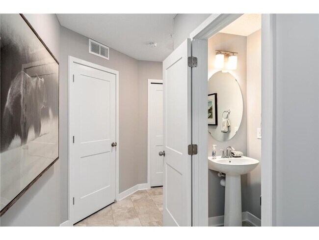 Foto del edificio - 5289 Long Pointe Pass