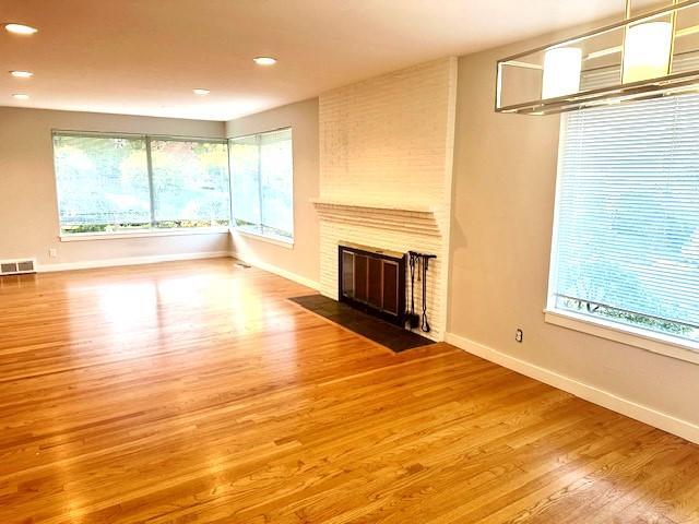 Foto del edificio - 3 bedroom in Seattle WA 98125