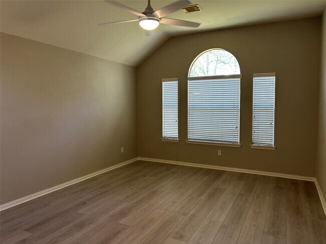 Foto del edificio - 12338 Browning Dr