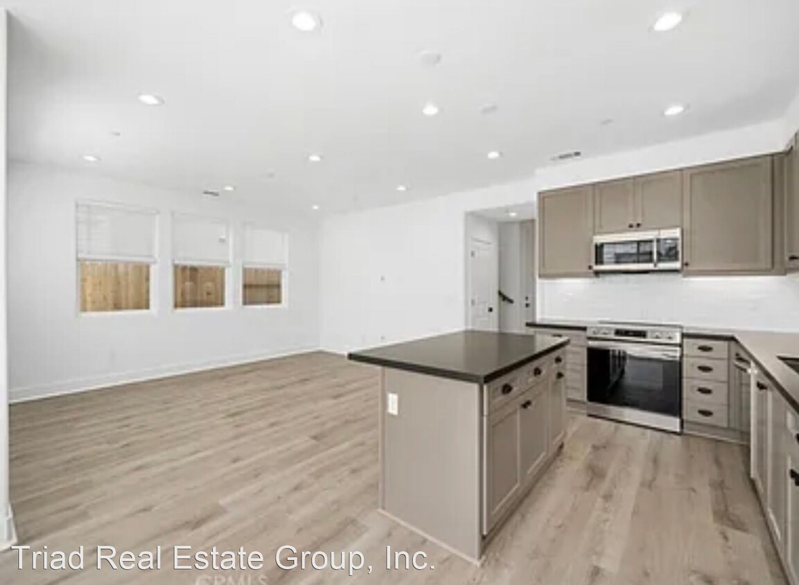 Primary Photo - 4 br, 3.5 bath House - 1837 San Luis Ranch...