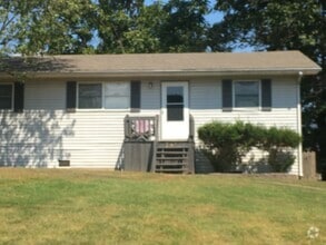Building Photo - 1801 Ridgewood Dr