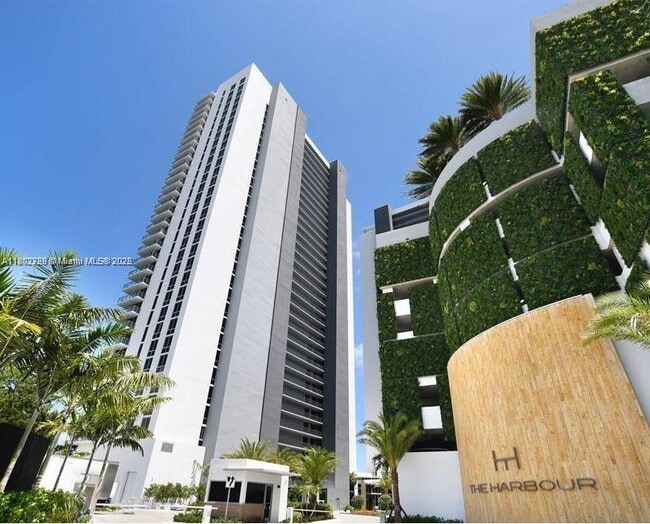 Photo - 16385 Biscayne Blvd Apartment