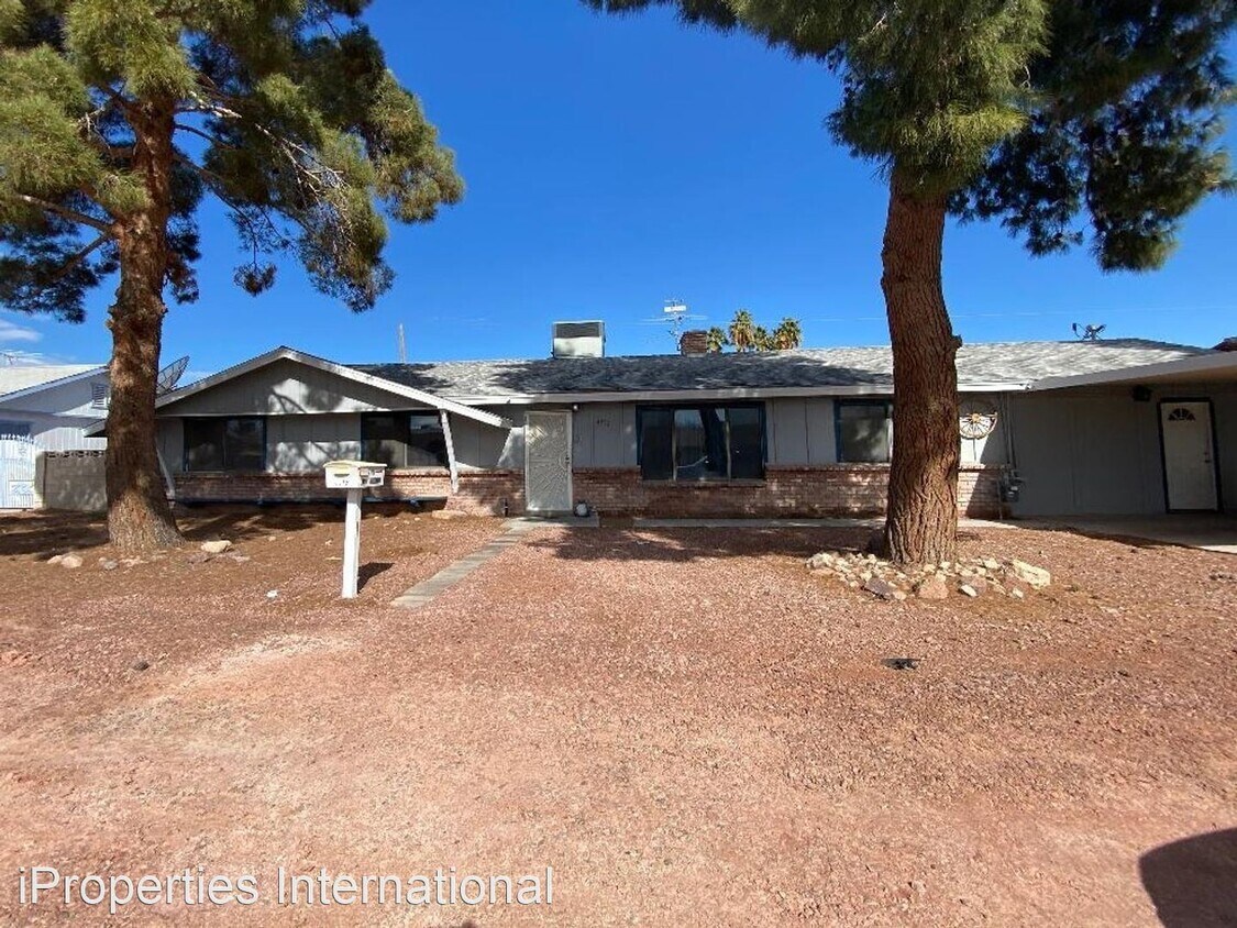 Primary Photo - 5 br, 3 bath House - 4972 Wyoming
