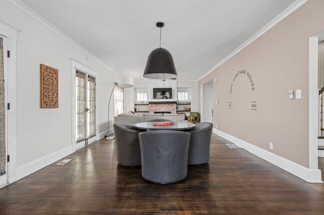 Foto del edificio - 1202 N New Jersey St