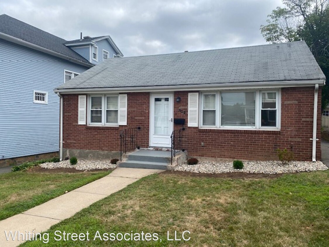 Foto principal - 2 br, 1 bath House - 302 Linwood St. Single