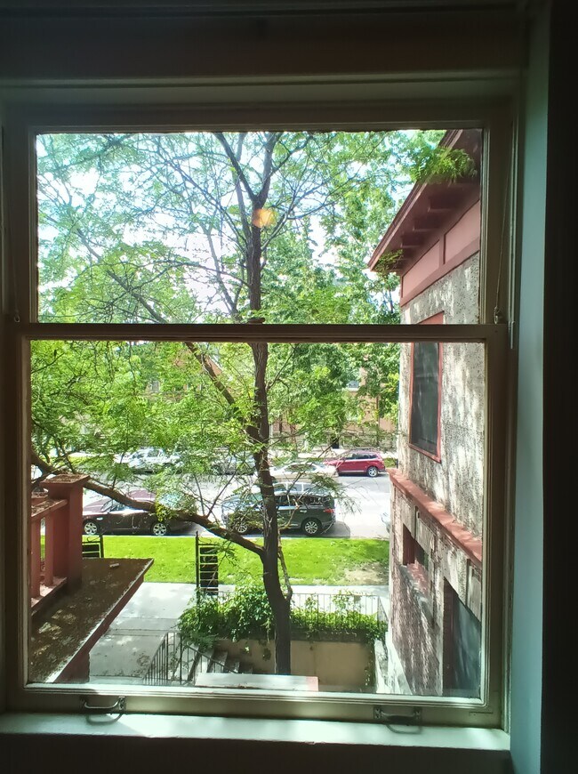 Foto del edificio - 652 N 9th St