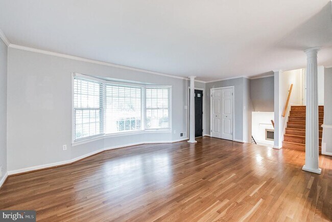 Foto del edificio - 6704 Buttermere Ln